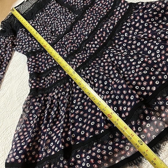 Diane Von Furstenberg Mini Dress. Size 6 - Picture 8 of 14